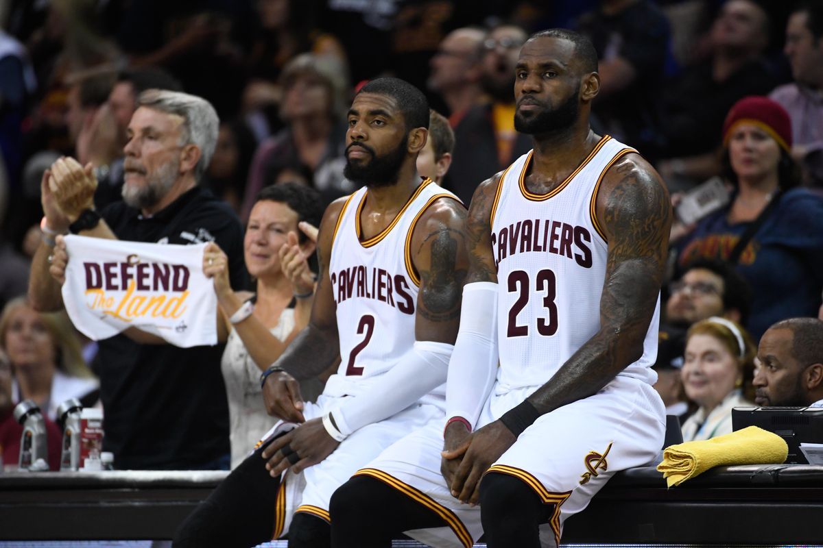 LeBron James contro Kyrie Irving, 2048x1152 alta risoluzione, PC