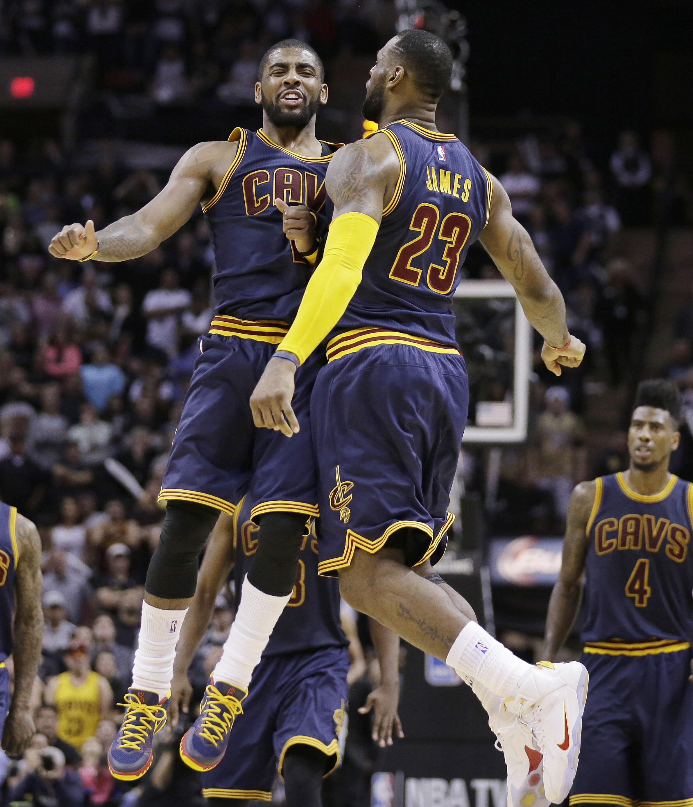 LeBron James e Kyrie Irving Cavs, NBA, 2385x2780 Verticale, Telefono