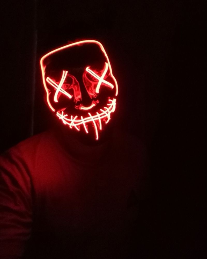 Maschera LED rossa Purge, 800x1000 Full HD Verticale, Smartphone