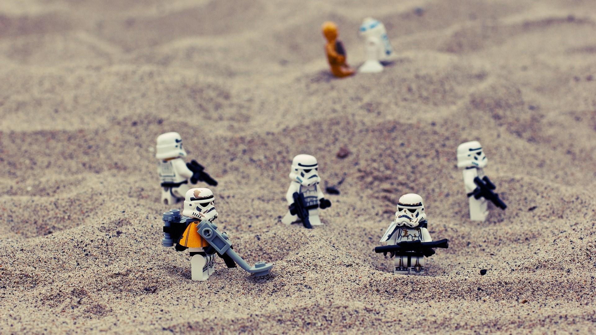 LEGO Stormtrooper su sabbia, 1920x1080 Full HD, PC Desktop