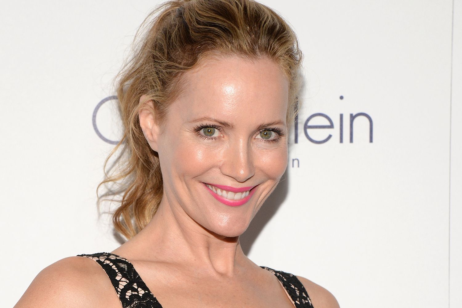 Leslie Mann sorridente evento, 1920x1200 Full HD+ WUXGA, PC Desktop