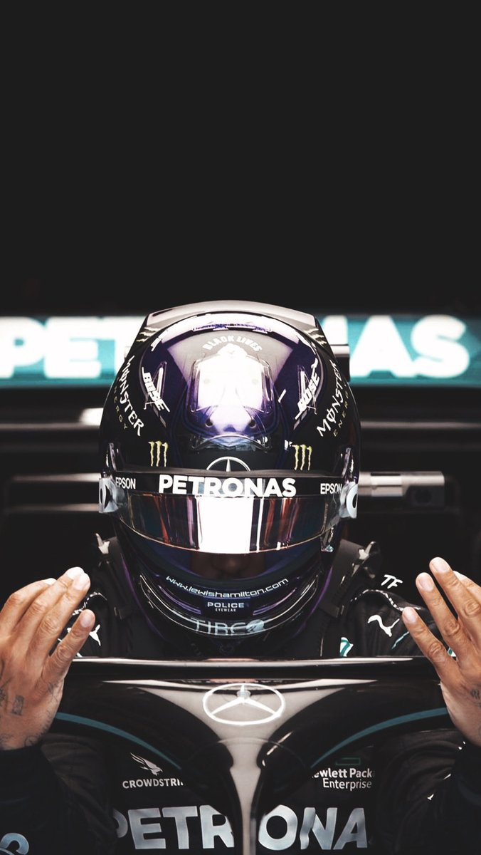 Pilota Mercedes casco Petronas, 676x1200 Verticale, Mobile