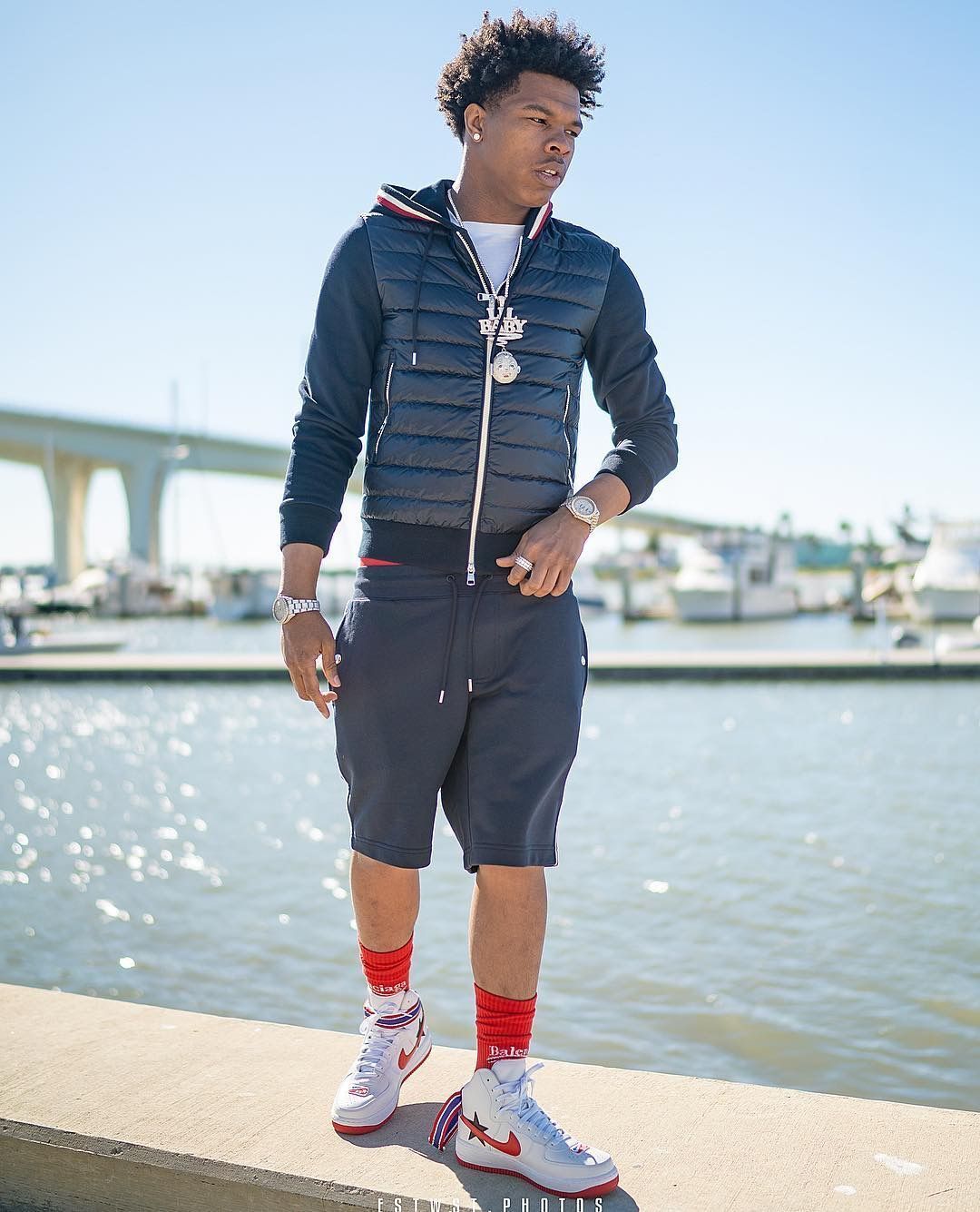 Rapper Lil Baby al molo, 1080x1335 Verticale, Mobile