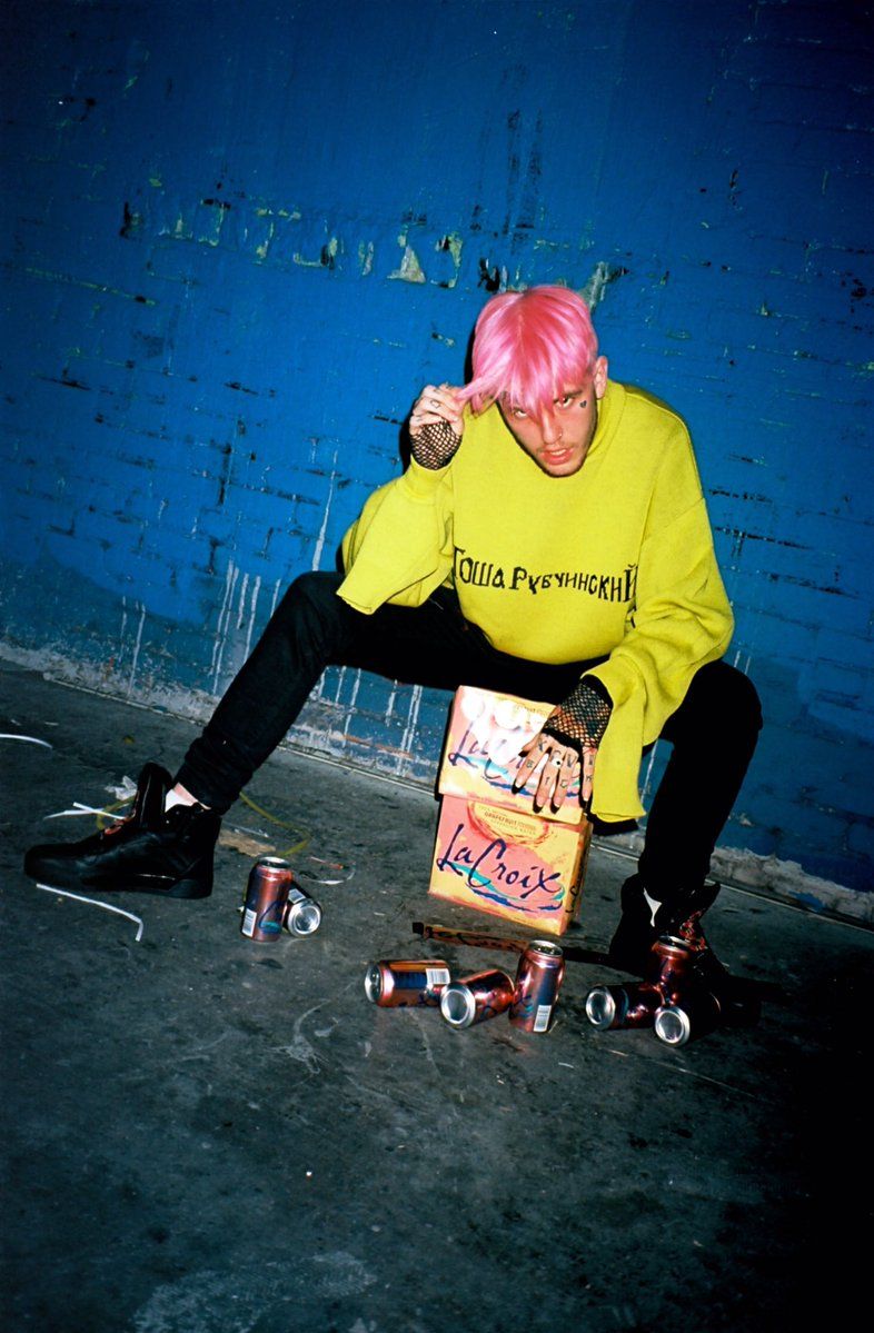 Lil Peep capelli rosa felpa gialla, 786x1199 Full HD Verticale, iPhone Pro Max