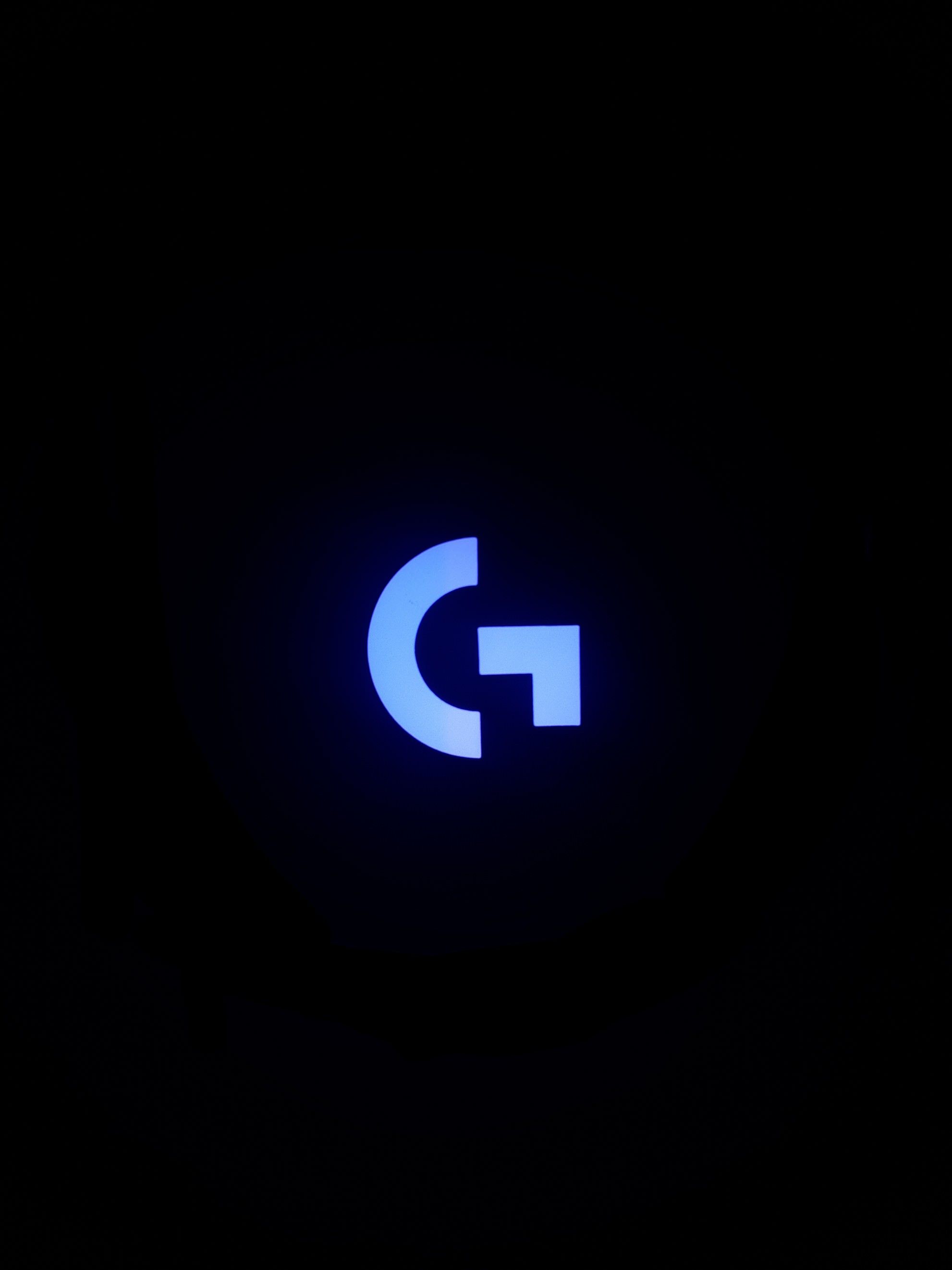 Logitech, 1982x2643 Verticale, Telefono