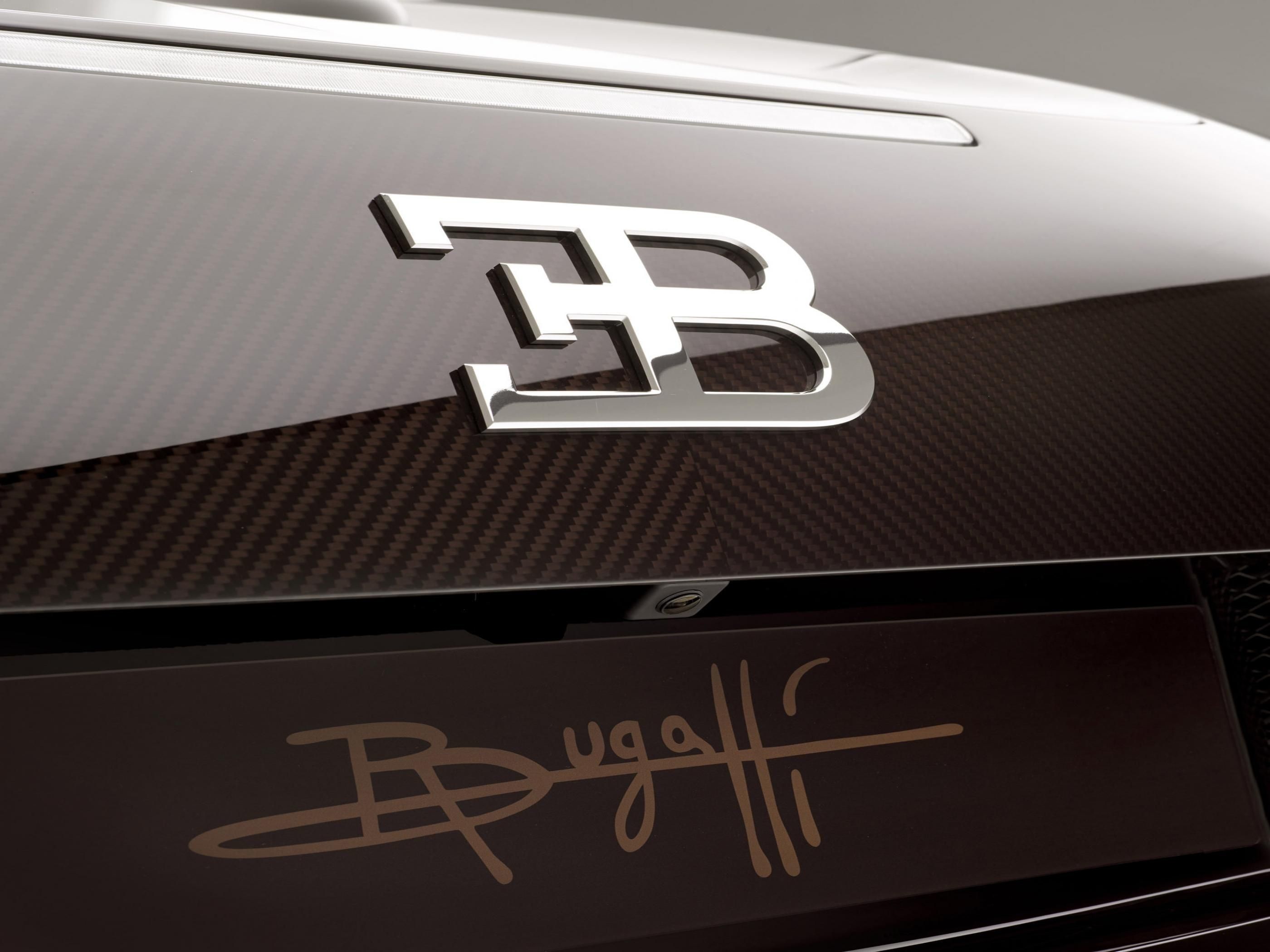 Logo Bugatti su carrozzeria, 2800x2100 2K, Monitor Gaming