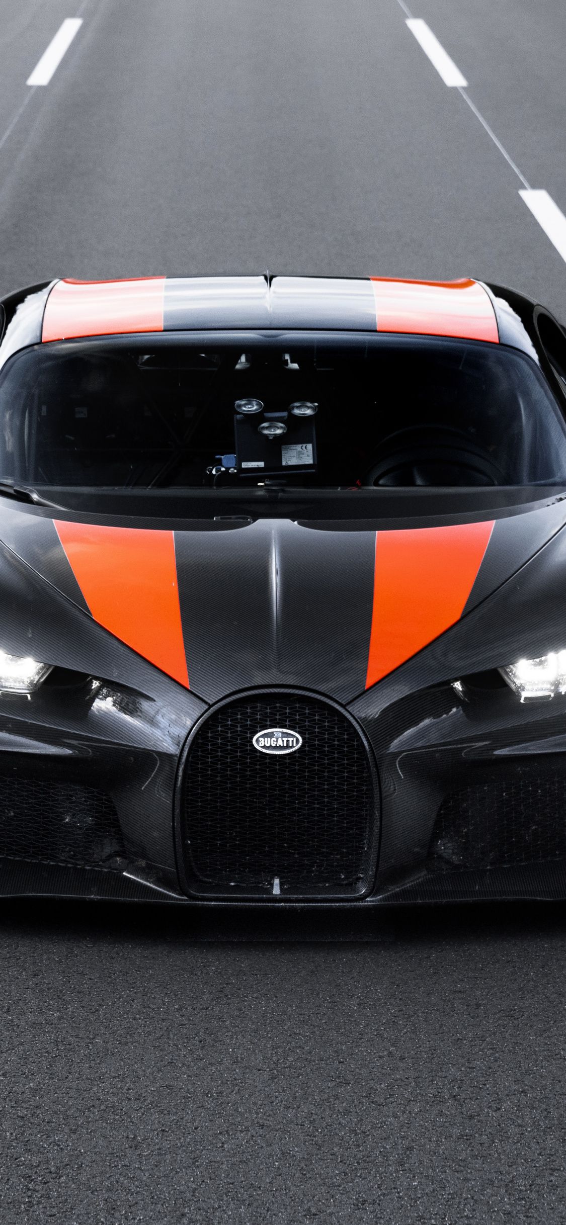 Bugatti nera vista posteriore, 900x1600 Full HD Verticale, Google Pixel