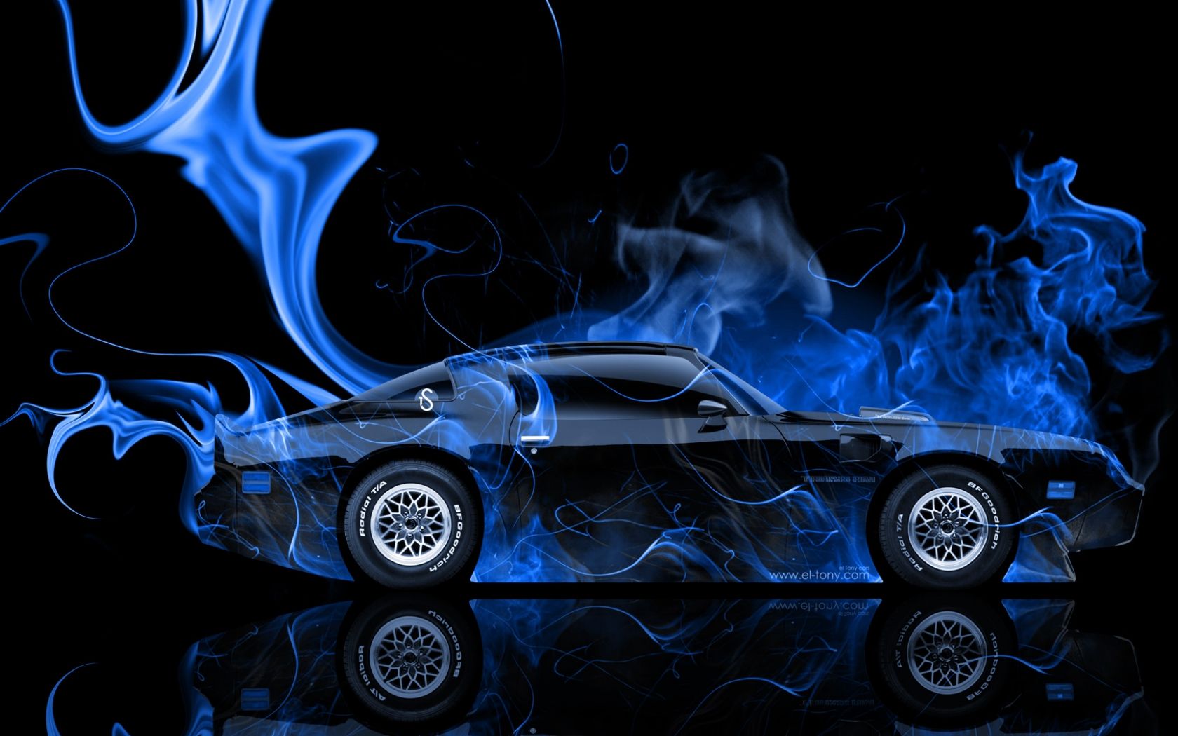 Pontiac Firebird con fiamme blu, 1680x1050 HD Ready, Notebook Gaming