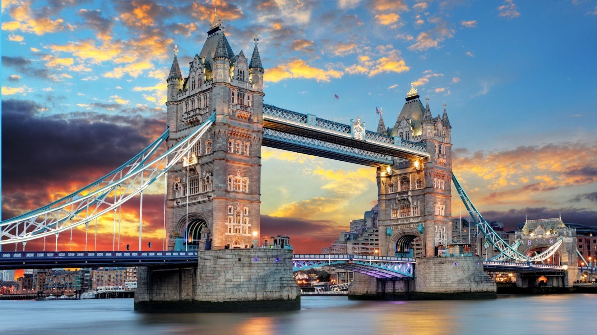 Tower Bridge al tramonto sul Tamigi, 1920x1080 1080p, PC Desktop