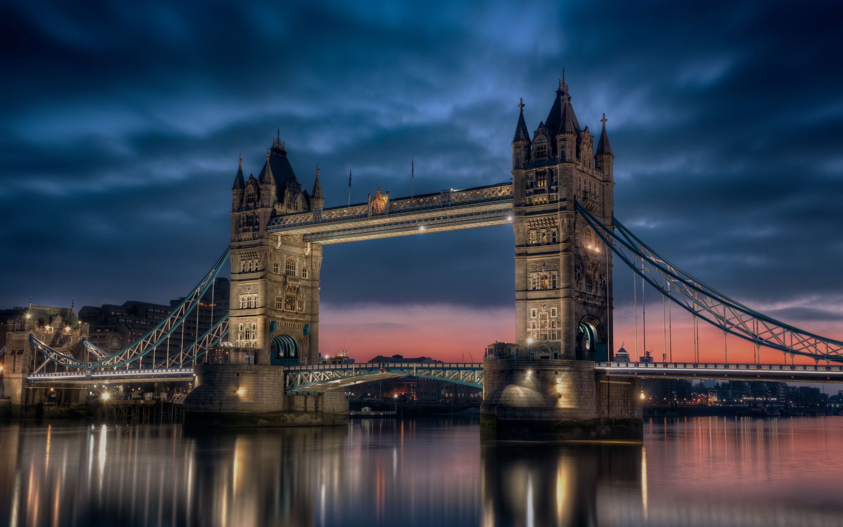Tower Bridge al crepuscolo, 2880x1800 WQXGA, PC