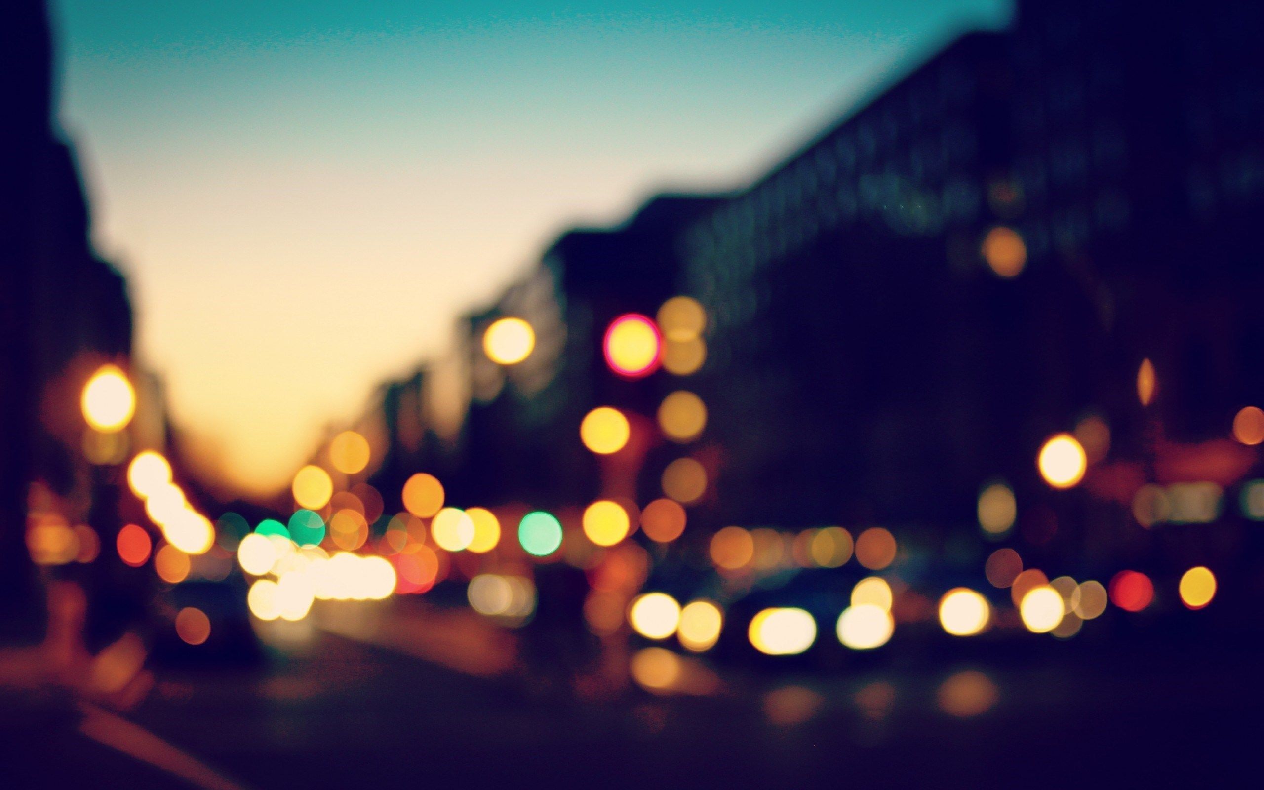 Luci sfocate città al tramonto, 2560x1600 2K+, MacBook Pro