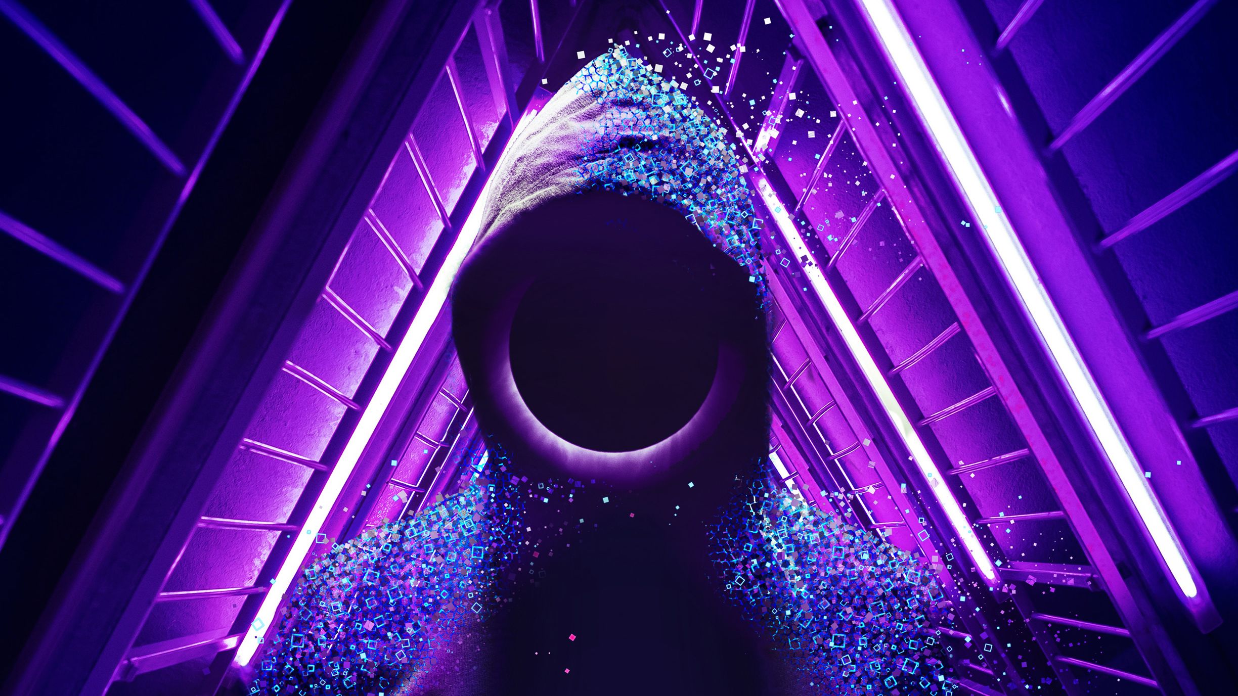 Figura incappucciata luci viola, 2448x1377 2K, Laptop