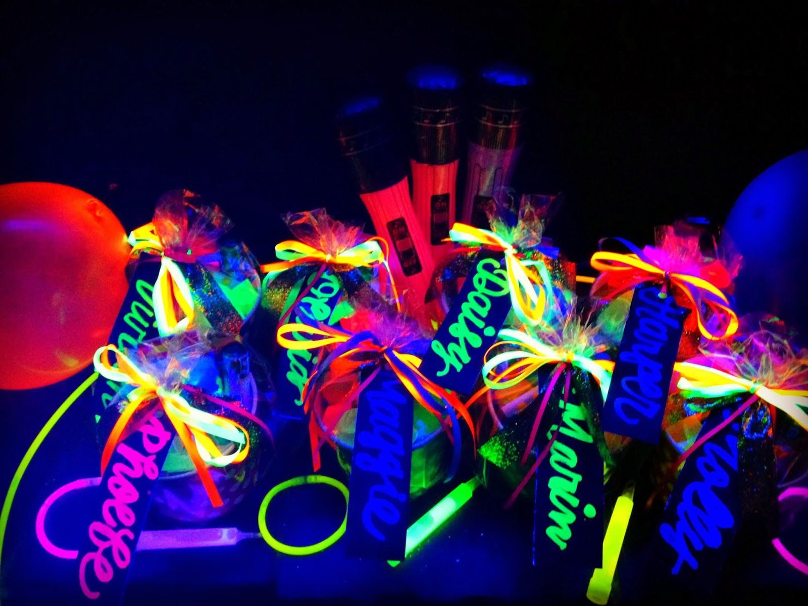 Bracciali fluorescenti glow party, 1600x1200 900p, PC