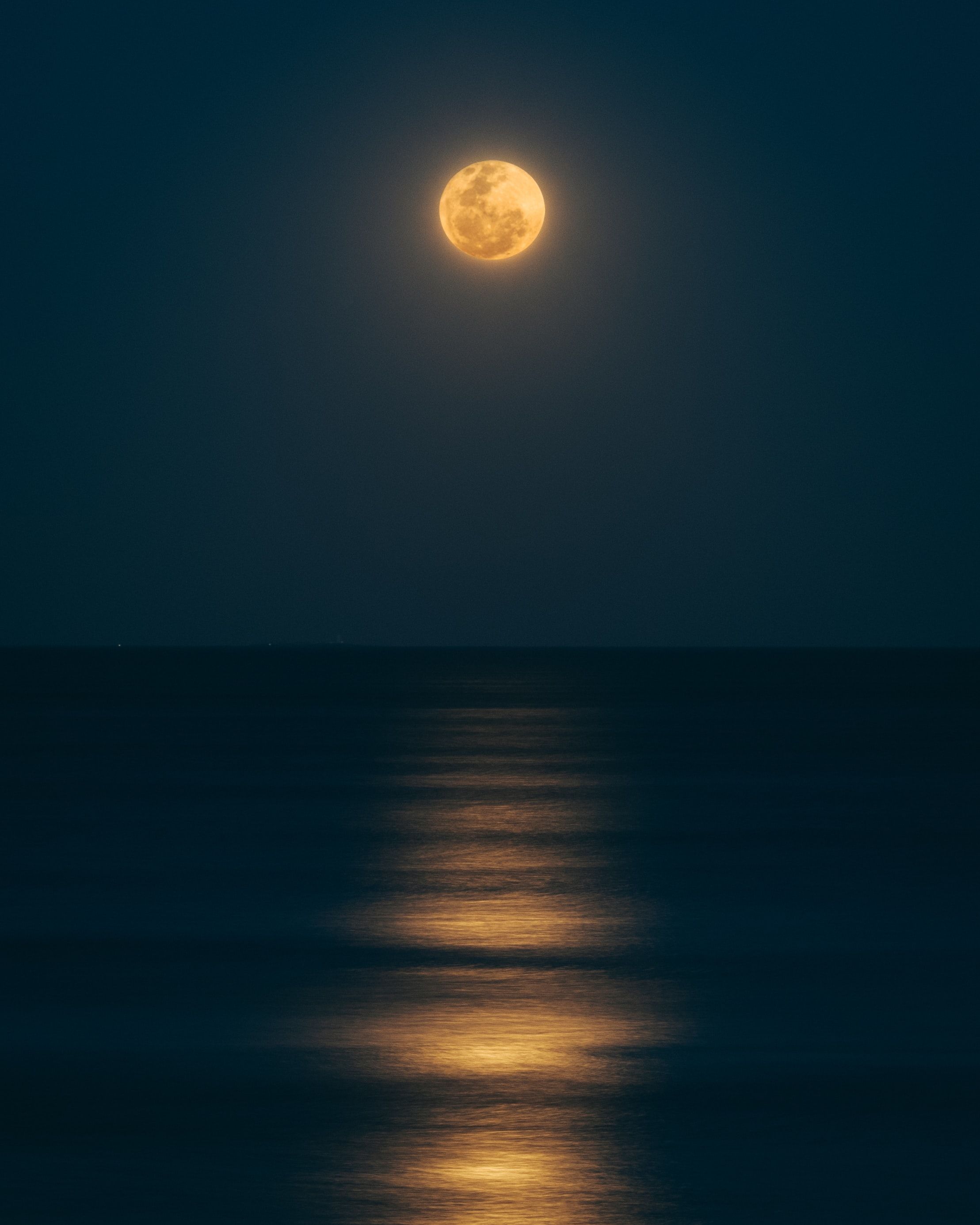 Luna Nera, 2217x2771 Full HD Verticale, iPhone