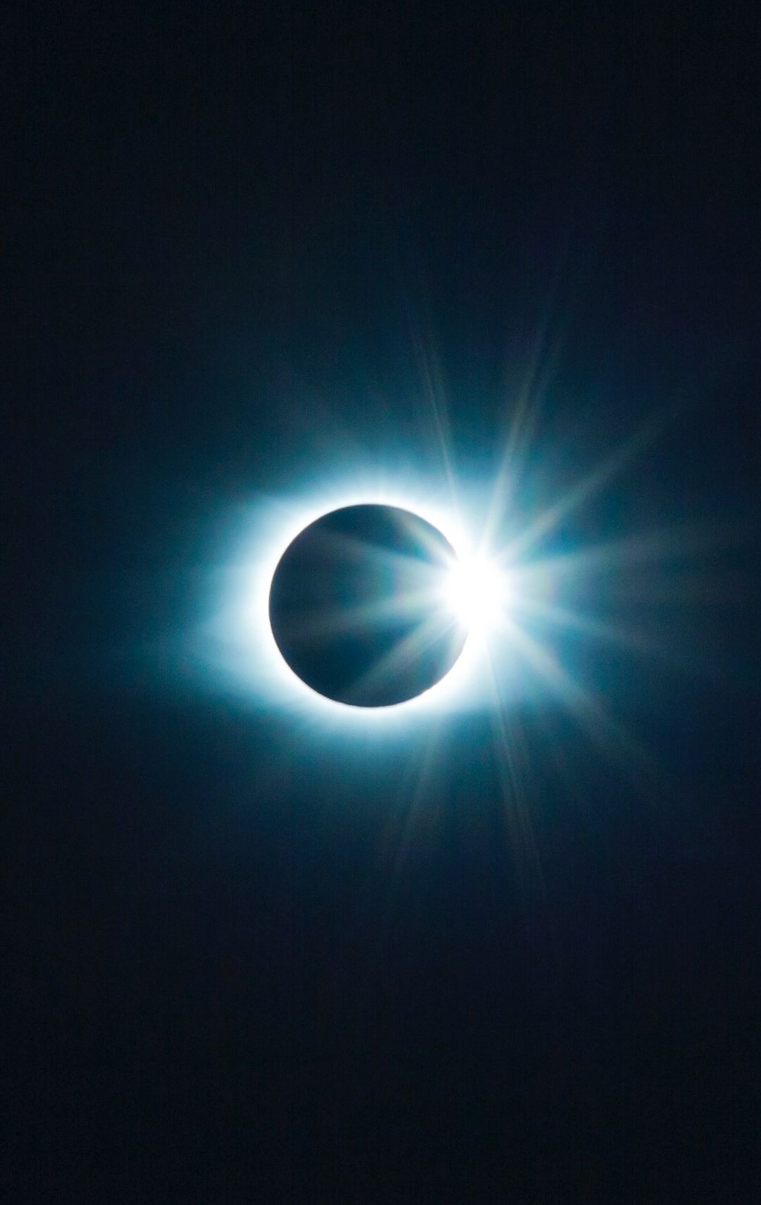 Eclissi solare luce blu, 1080x1709 Full HD Verticale, iPhone Air