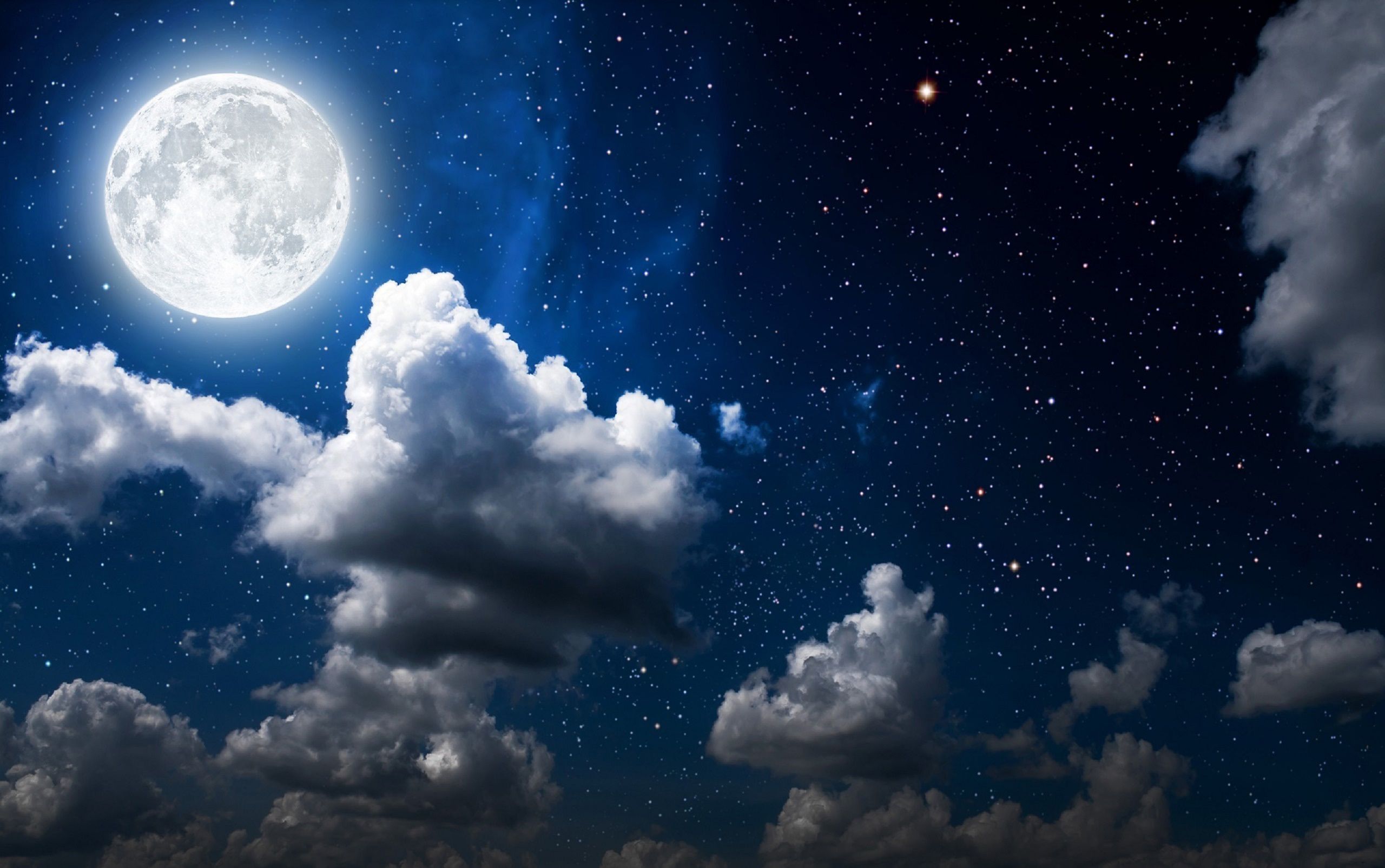 Luna piena con nuvole notturne, 2560x1605 WQXGA, Laptop