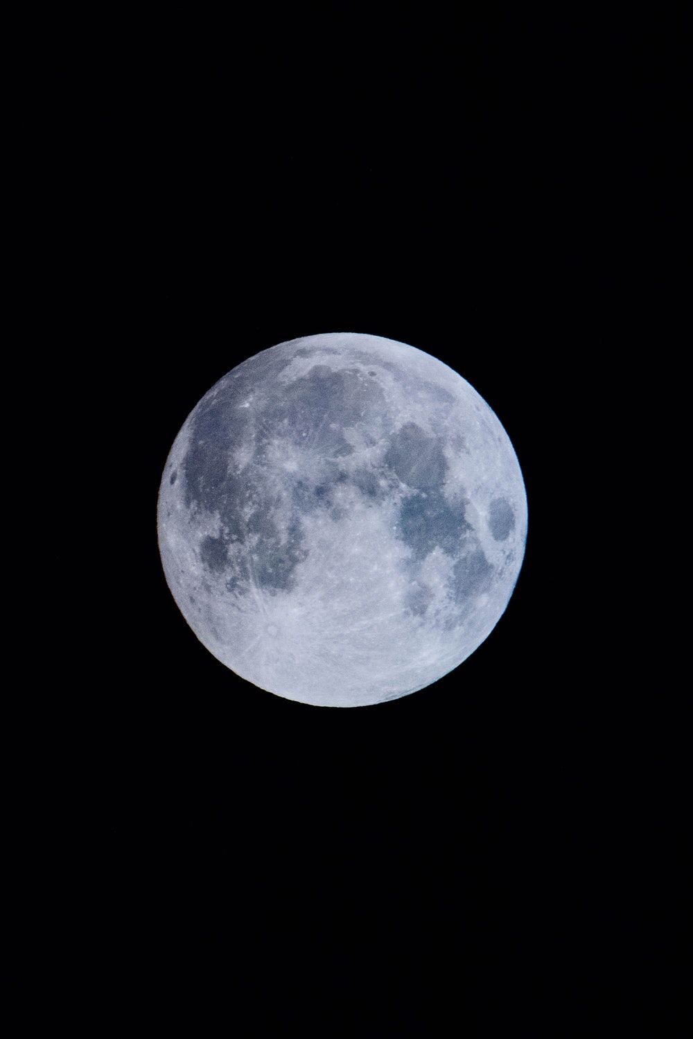 Luna piena su cielo nero, 1000x1498 Verticale, Telefono
