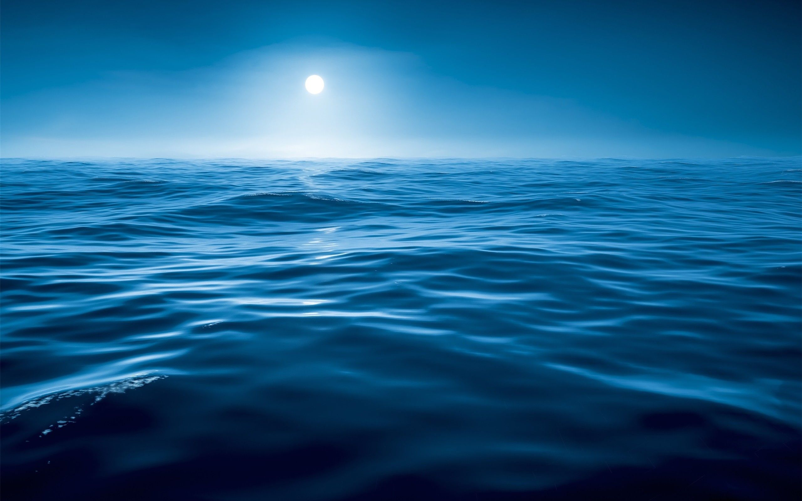 Luna blu sul mare, 2560x1600 2K+, MacBook Pro