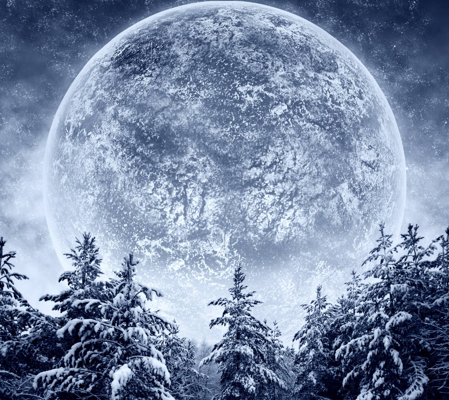 Luna gigante innevata con abeti, 1437x1280 720p, PC