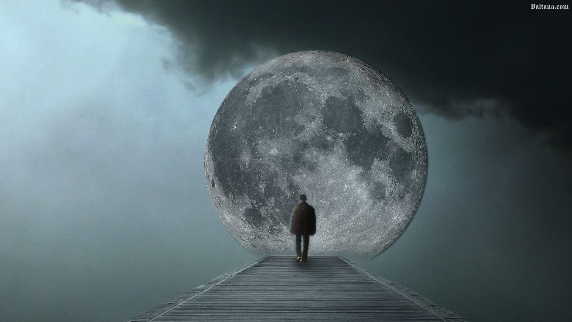 Uomo su molo con luna piena, 1920x1080 Full HD, Desktop
