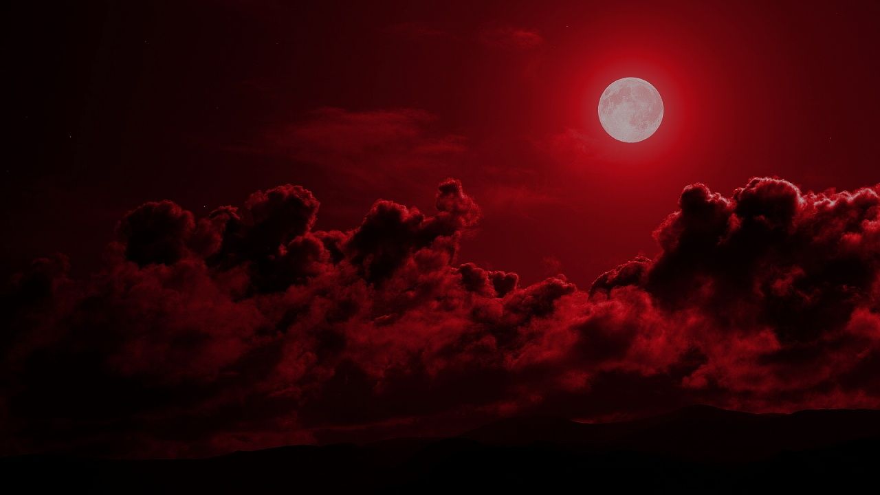 Luna rossa tra nuvole scure, 1280x720 720p, iMac