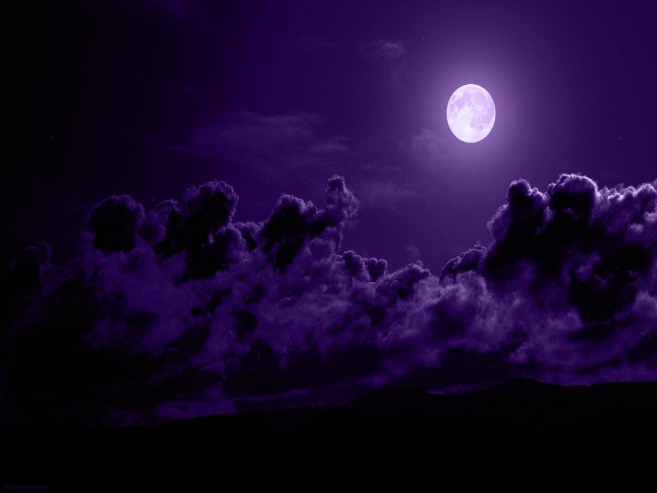 Luna piena tra nuvole viola, 1280x960 HD, Desktop