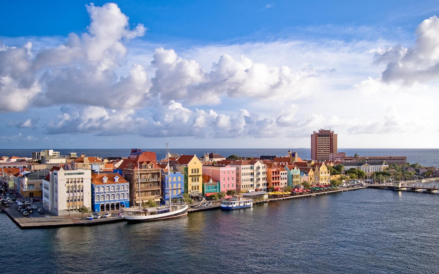 Willemstad Curaçao case colorate, 1680x1050 HD Ready, Acer Nitro