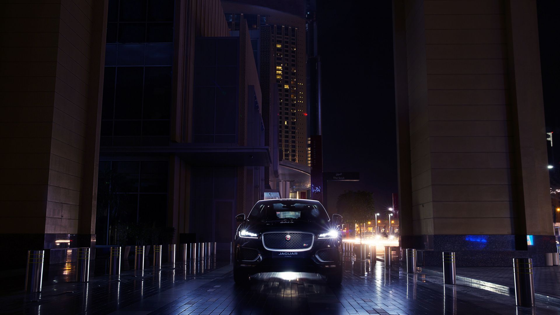 Jaguar SUV scuro notturno città, 1920x1080 Full HD, Desktop