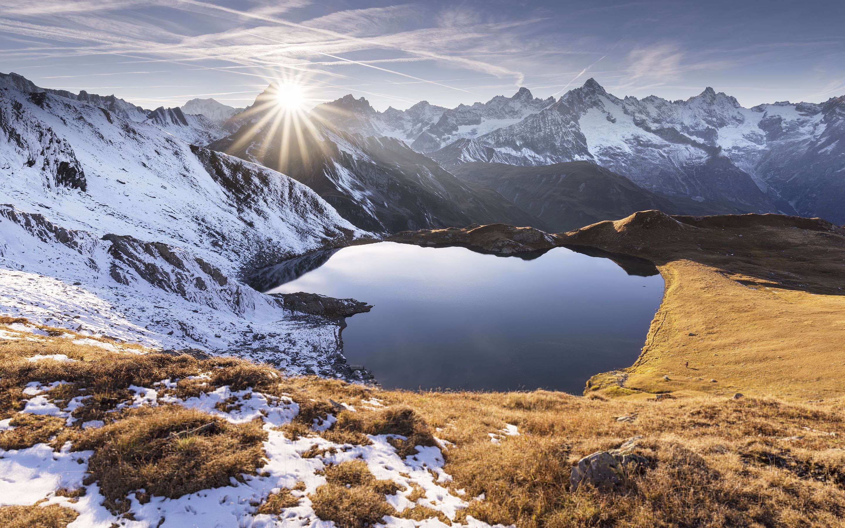 Lago alpino tra montagne innevate, 2880x1800 WQXGA, MacBook Air