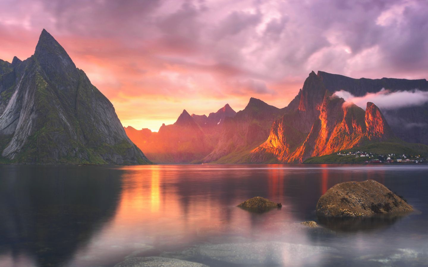 Fiordo montano al tramonto, 1440x900 720p, MacBook Air