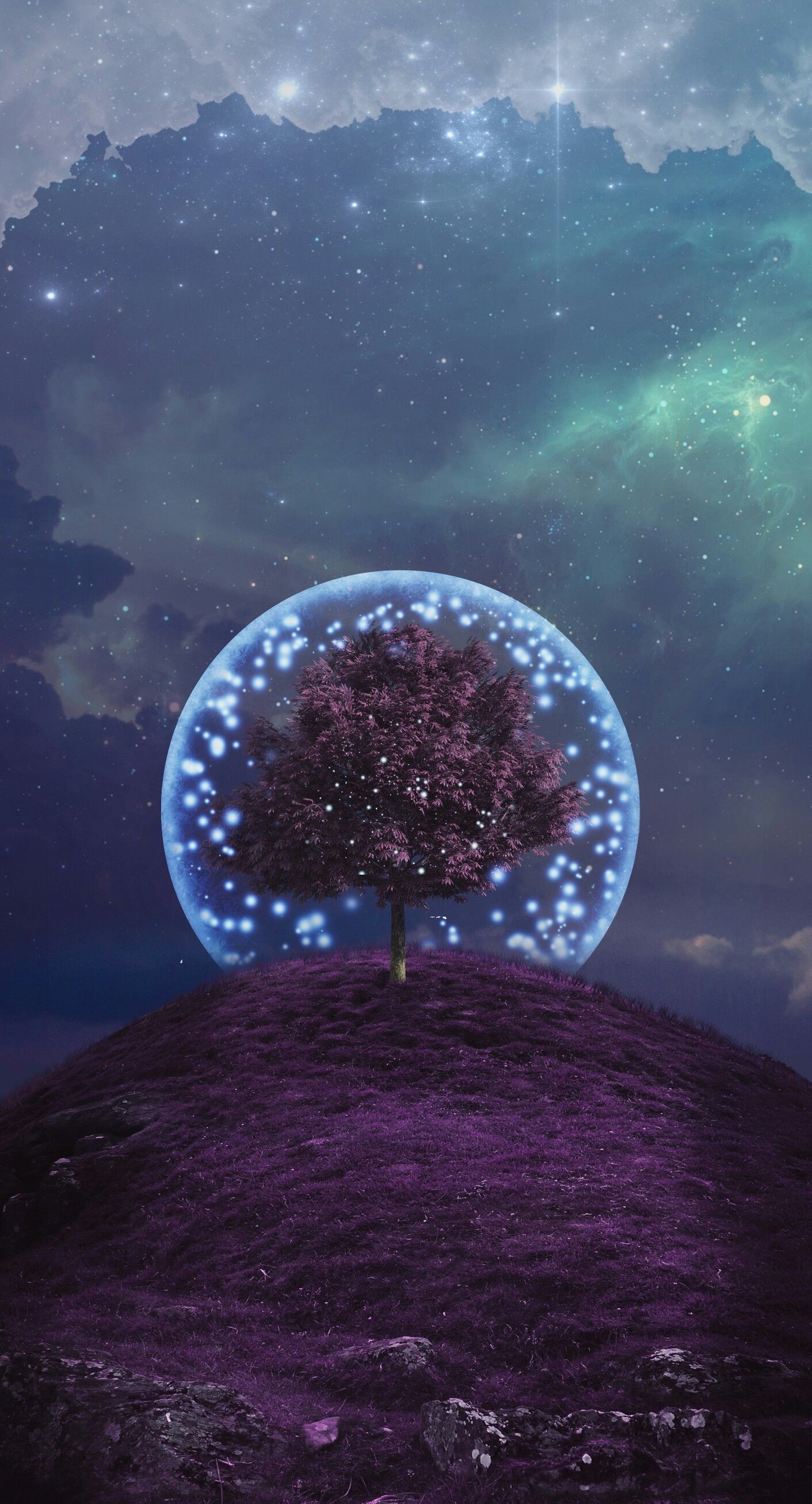 Albero magico dentro sfera luminosa, 1411x2612 Full HD Verticale, iPhone