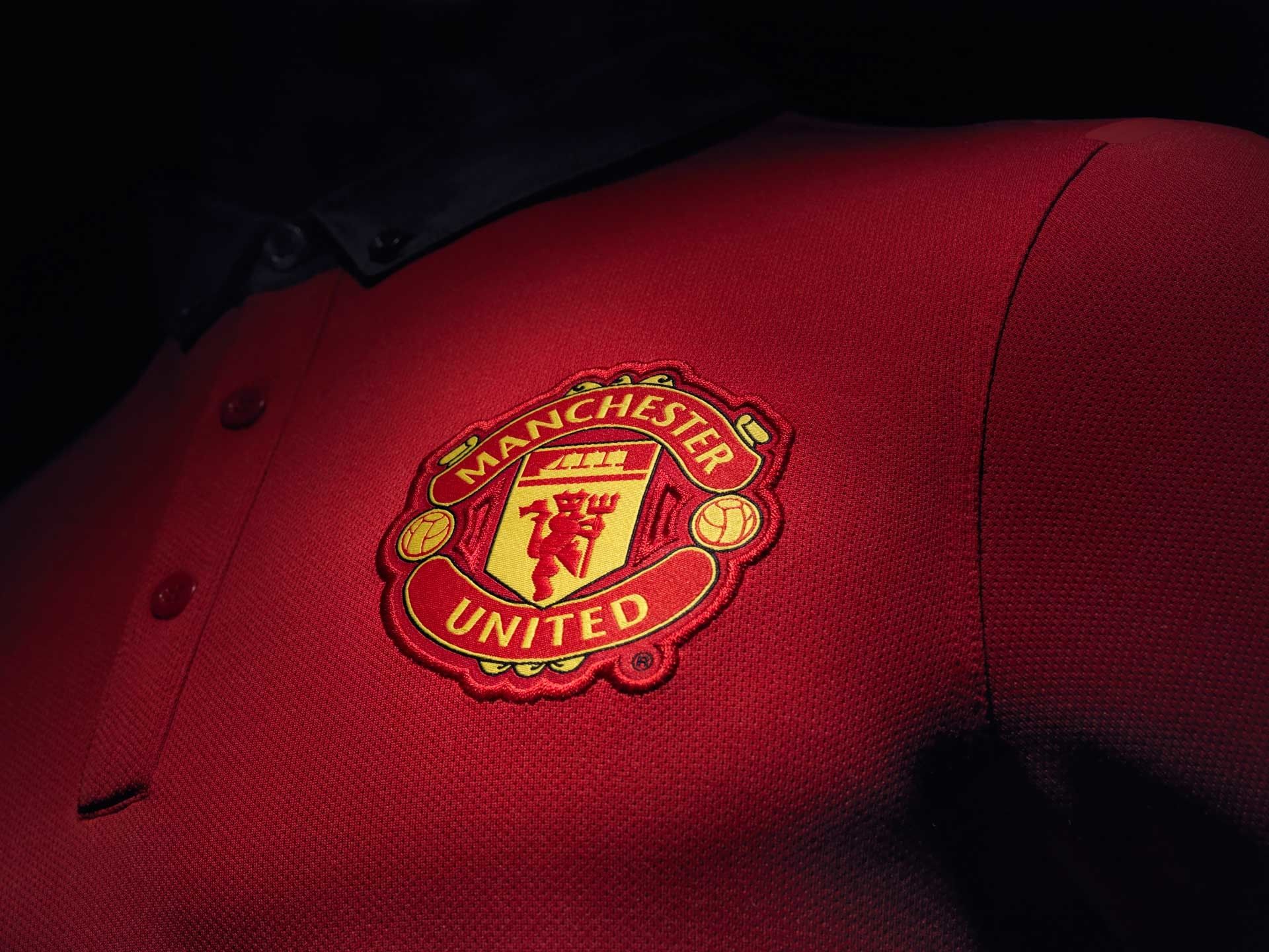 Logo Manchester United su cappellino, Premier League, 1920x1440 Full HD+, Desktop