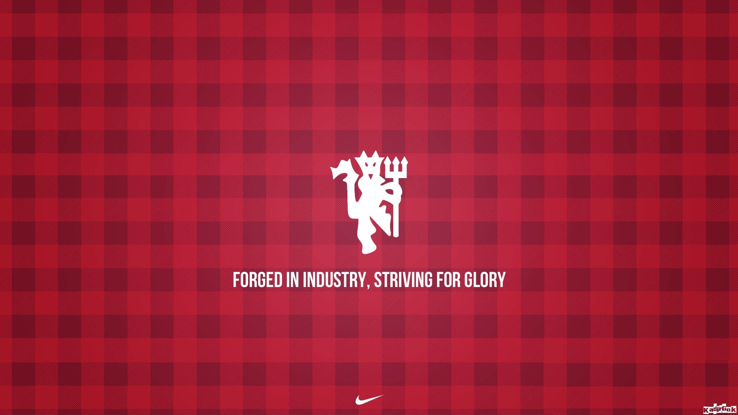 Logo Manchester United sfondo rosso, 2560x1440 2K, Desktop