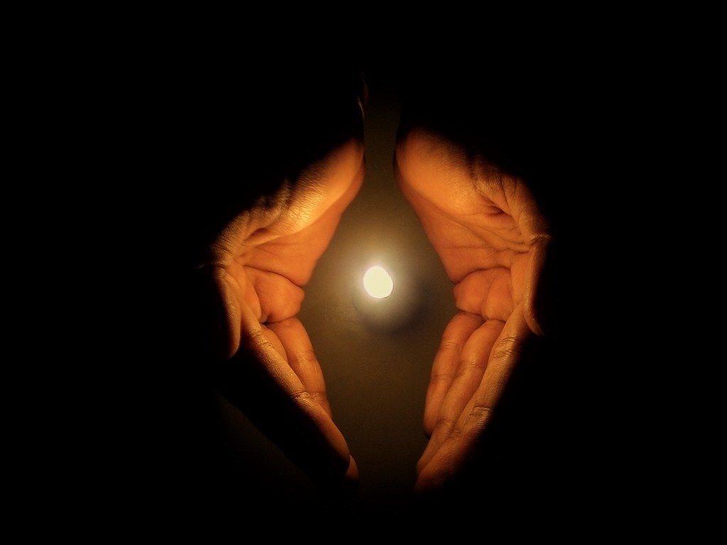 Citazione Madre Teresa, mani aiutanti, 3840x2160 4K, Desktop 4K