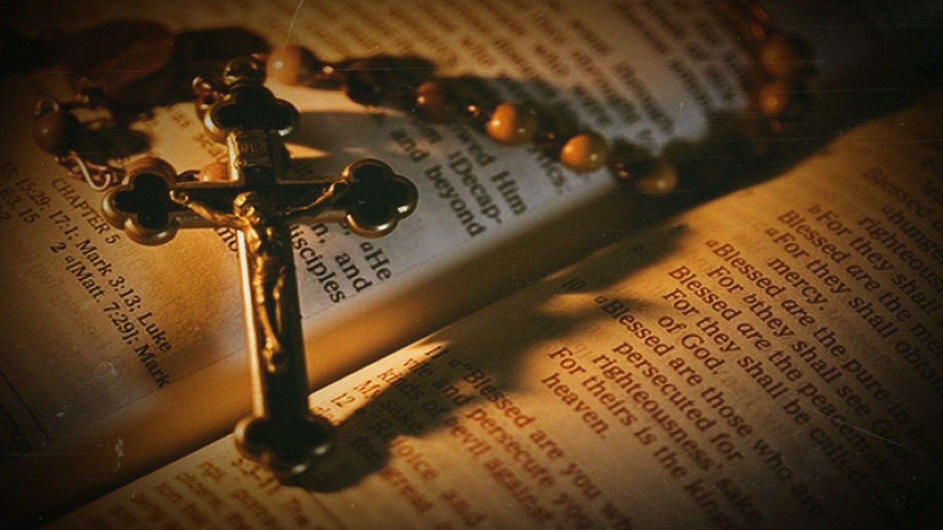 Rosario e croce su Bibbia, 1920x1080 Full HD, Desktop