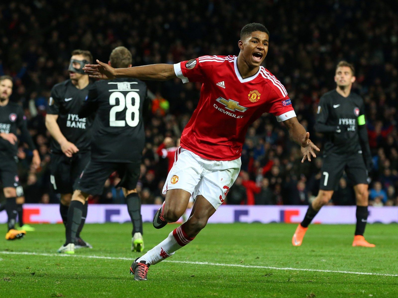 Marcus Rashford esultanza gol, 1600x1200 900p, Laptop