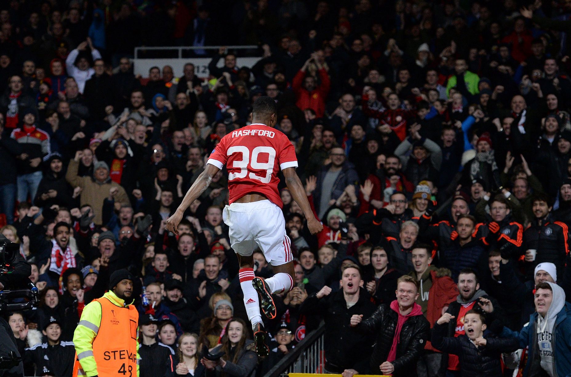 Calciatore Manchester United esulta, 1856x1227 HD, PC