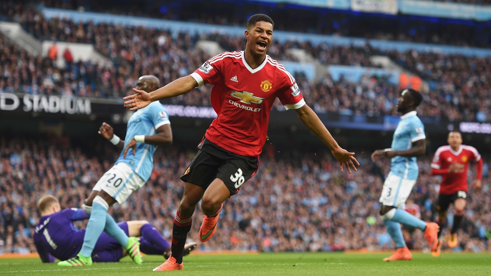 Marcus Rashford esultanza Manchester United, 1600x900 HD, Laptop