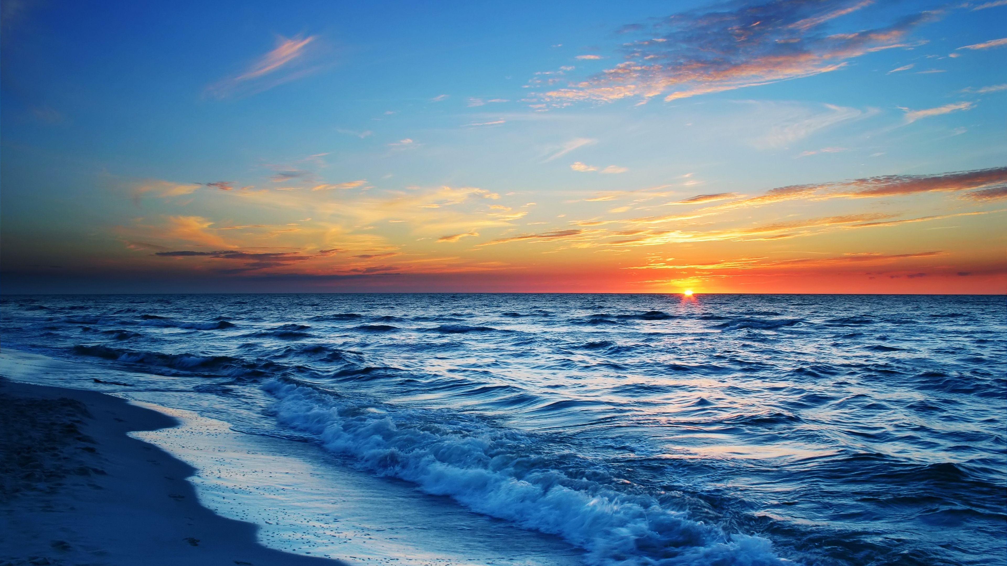 Tramonto sull'oceano con onde, sfondi Mare, 3840x2160 UHD, PC 4K