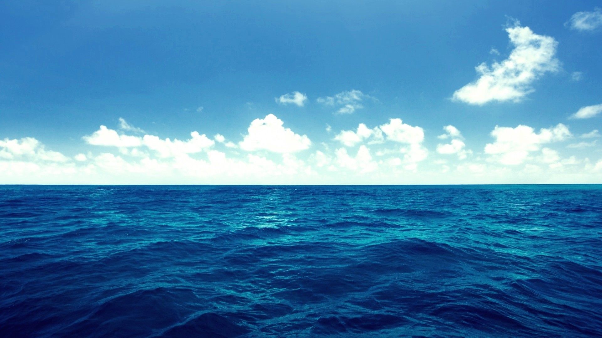 Mare blu e cielo nuvoloso, sfondo 1920x1080 Full HD 1080p, Laptop