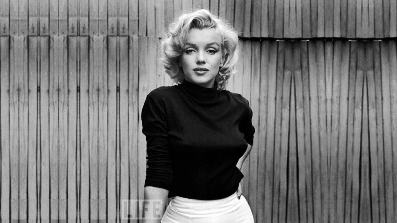 Marilyn Monroe bianco e nero, 1366x768 720p, PC