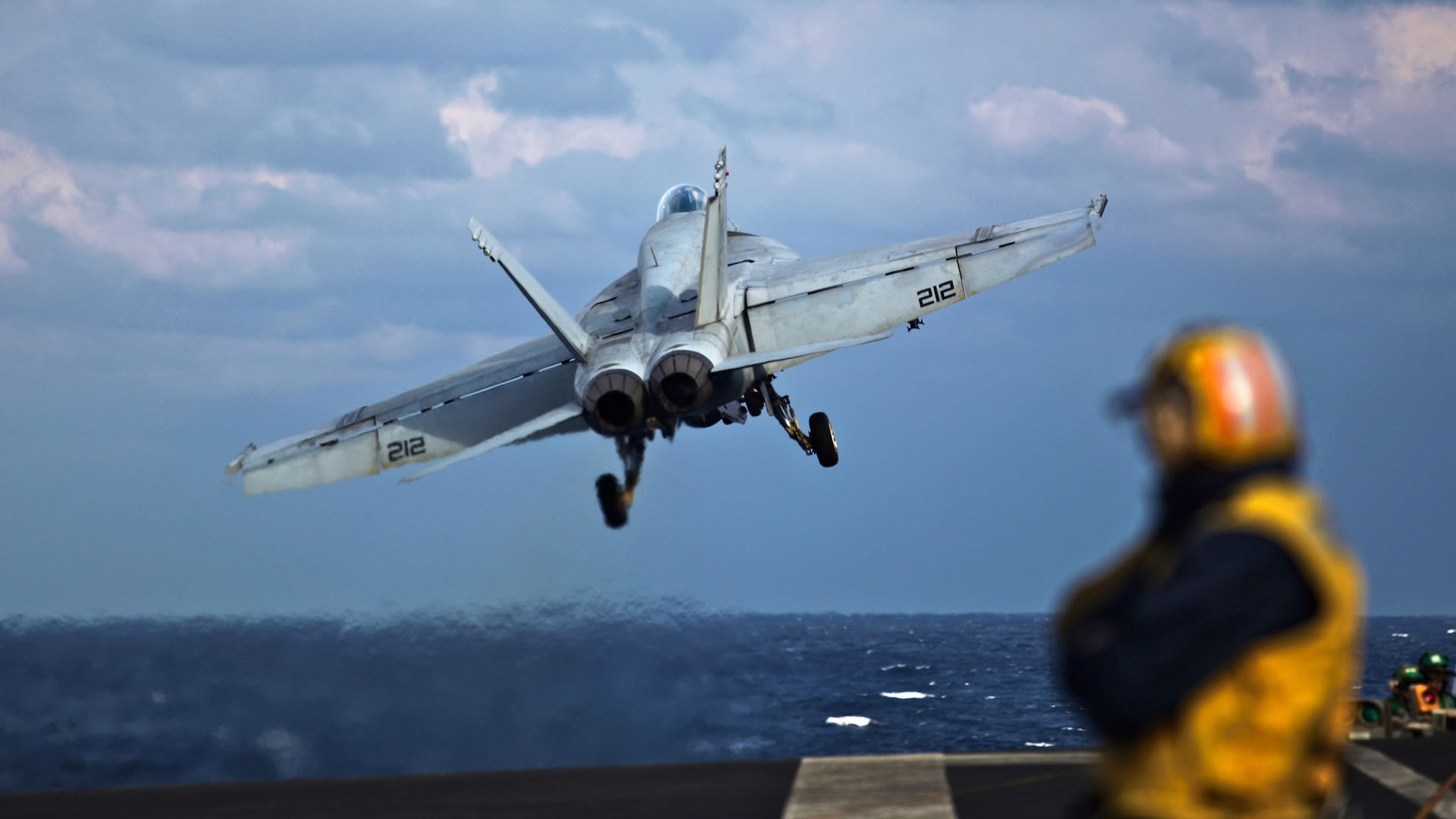 Jet decolla da portaerei, 1920x1080 Full HD, PC Desktop