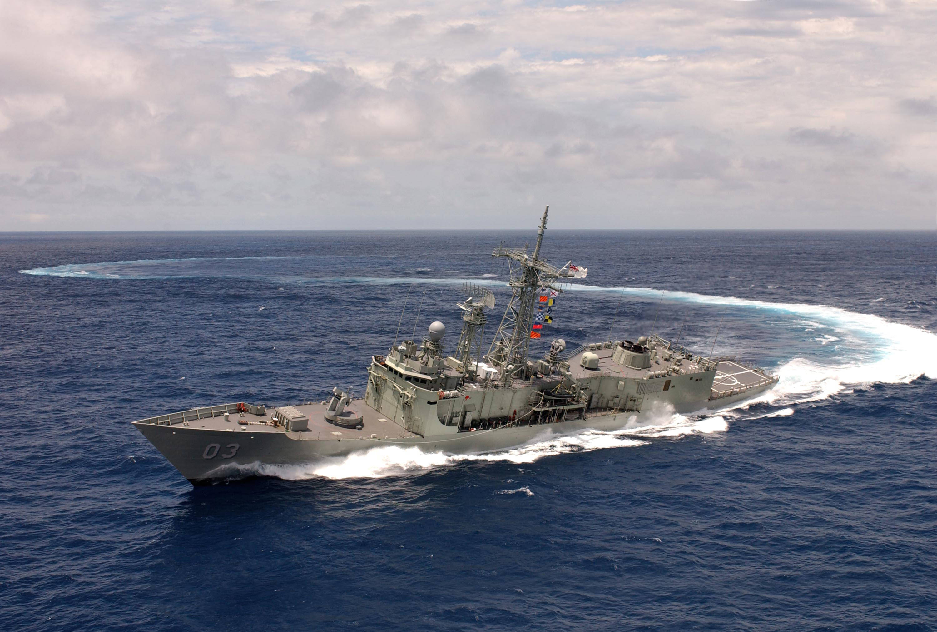 Nave da guerra oceano blu, 3000x2023 WQXGA, PC