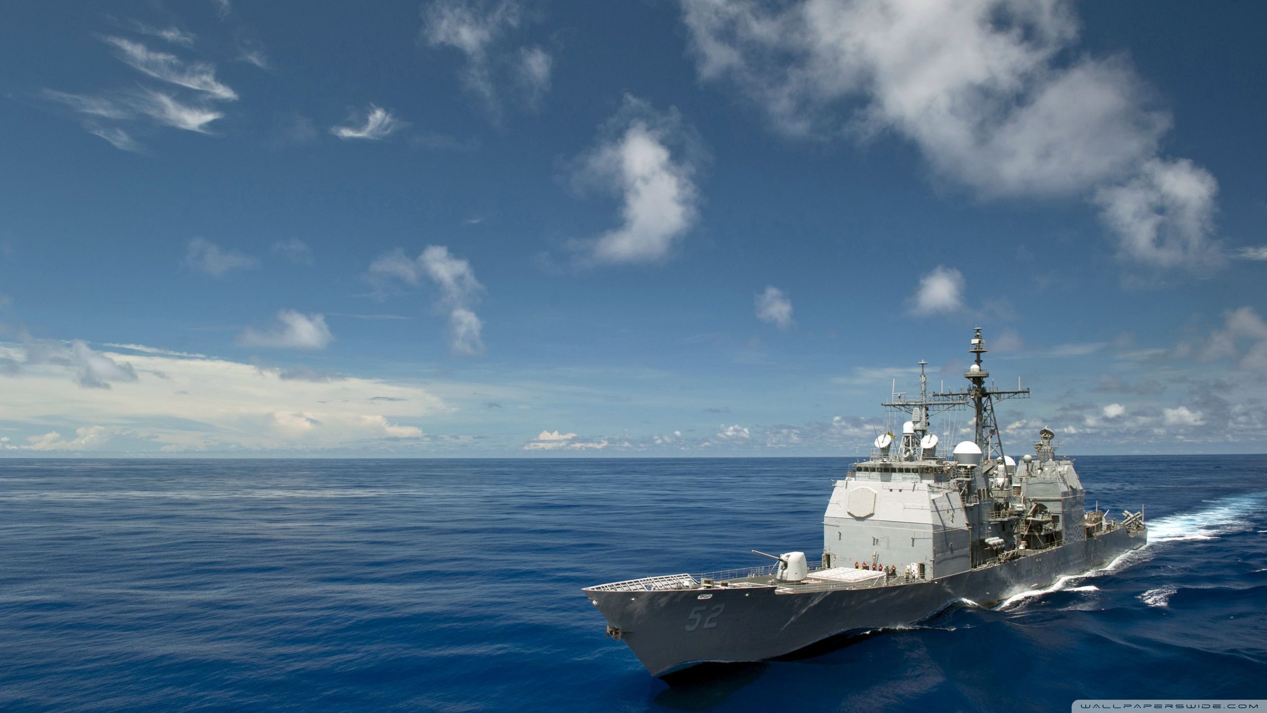 Nave da guerra in mare blu, 2560x1440 QHD, Laptop