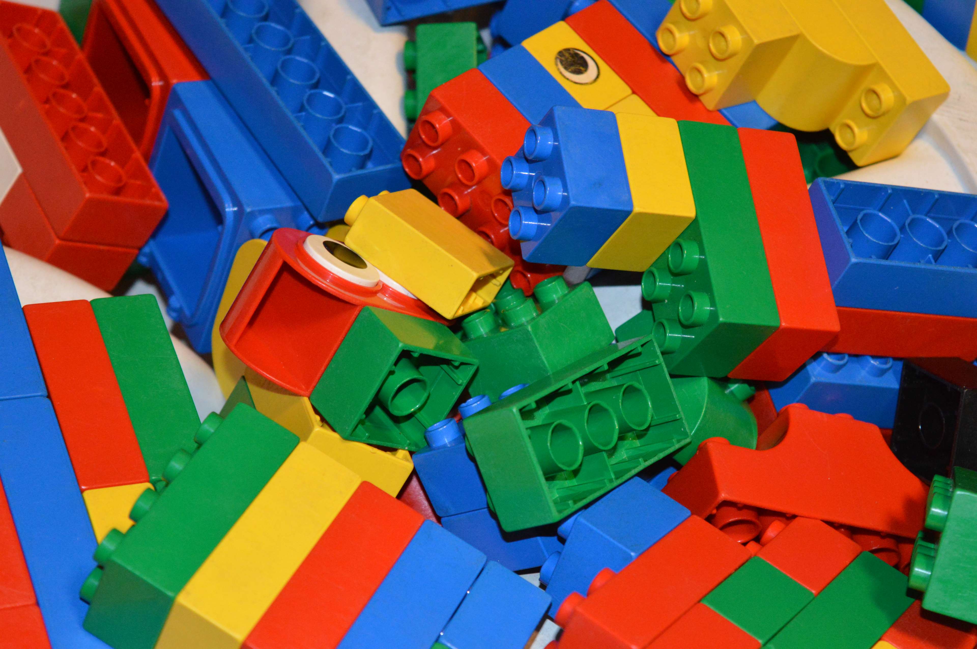 Mattoncini LEGO colorati sparsi, 3840x2553 4K, Smart TV 4K