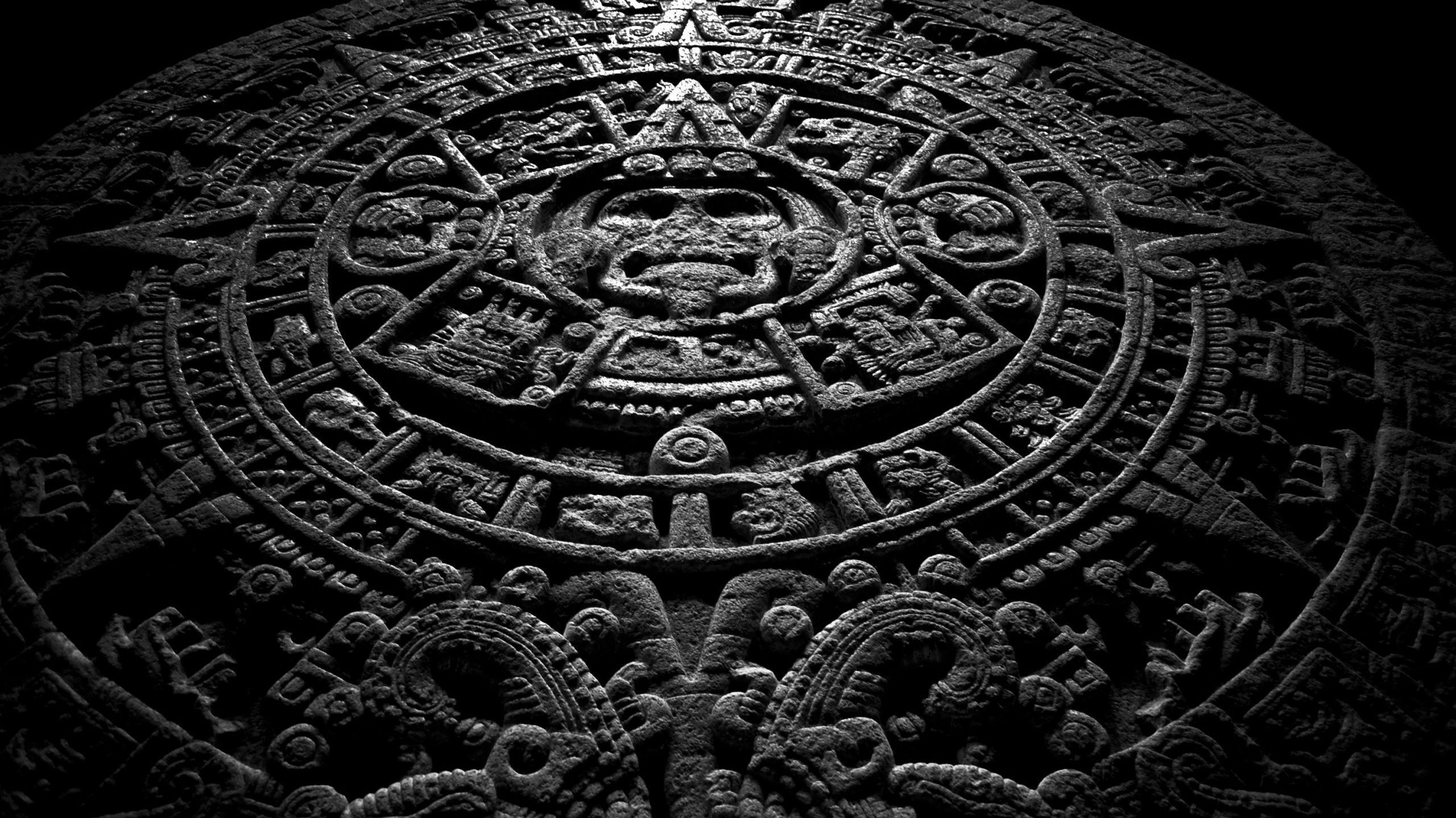 Calendario Maya in pietra scolpita, 2560x1440 2K, Desktop