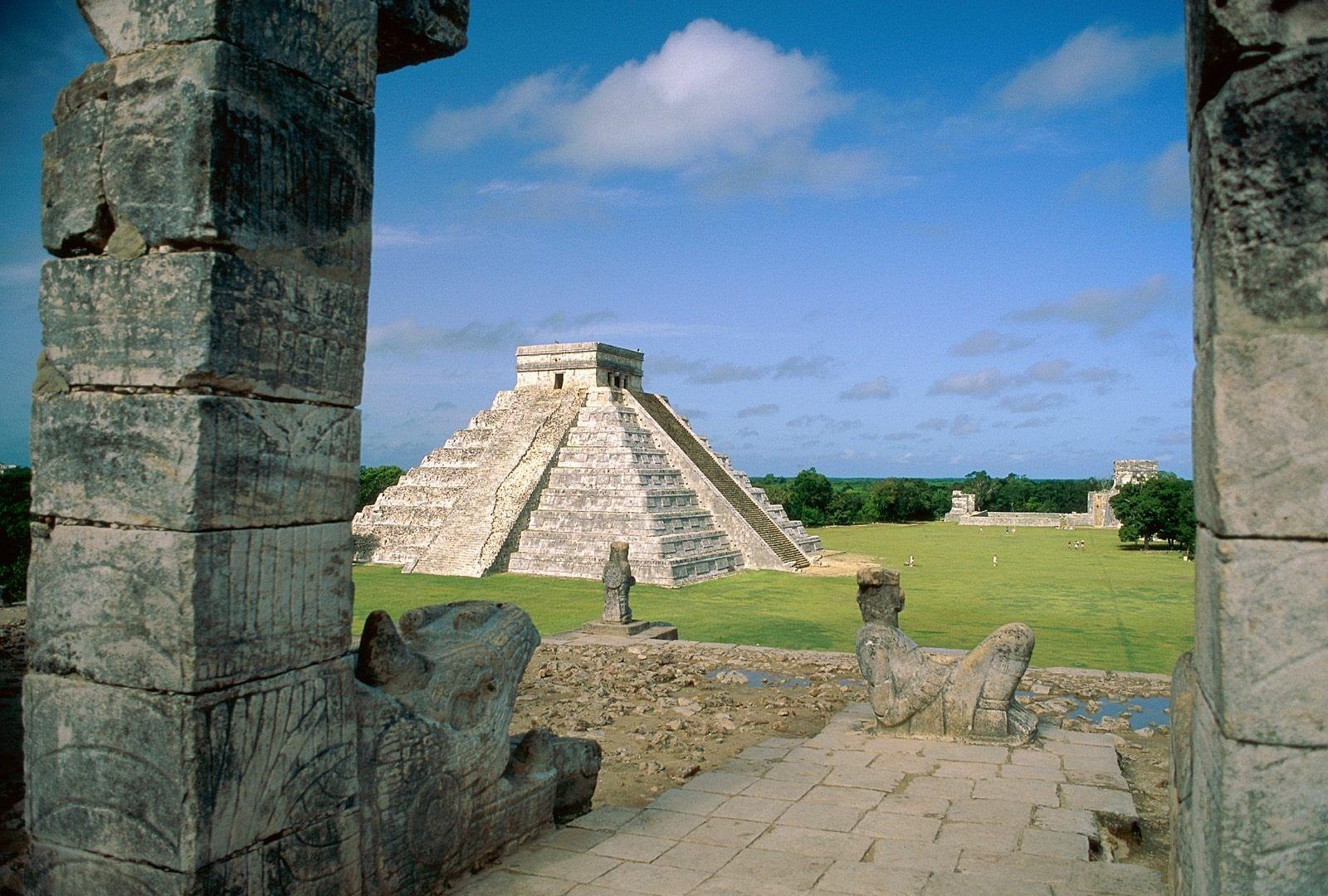 Piramide El Castillo Chichen Itza, 1600x1080 900p, PC