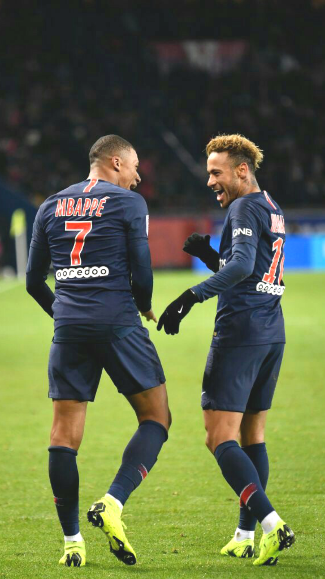 Mbappé e Neymar PSG, calciatore brasiliano, 1080x1920 Verticale, Telefono