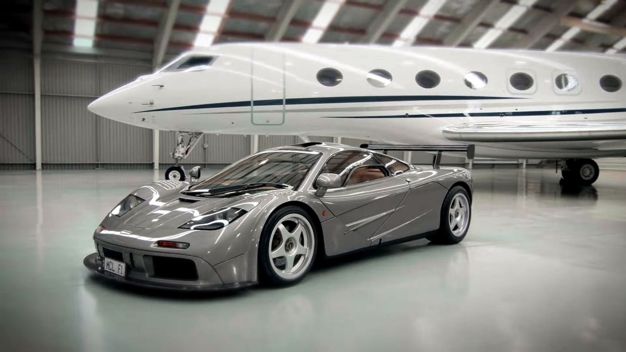 McLaren F1 argento hangar, 1244x700 HD, Desktop