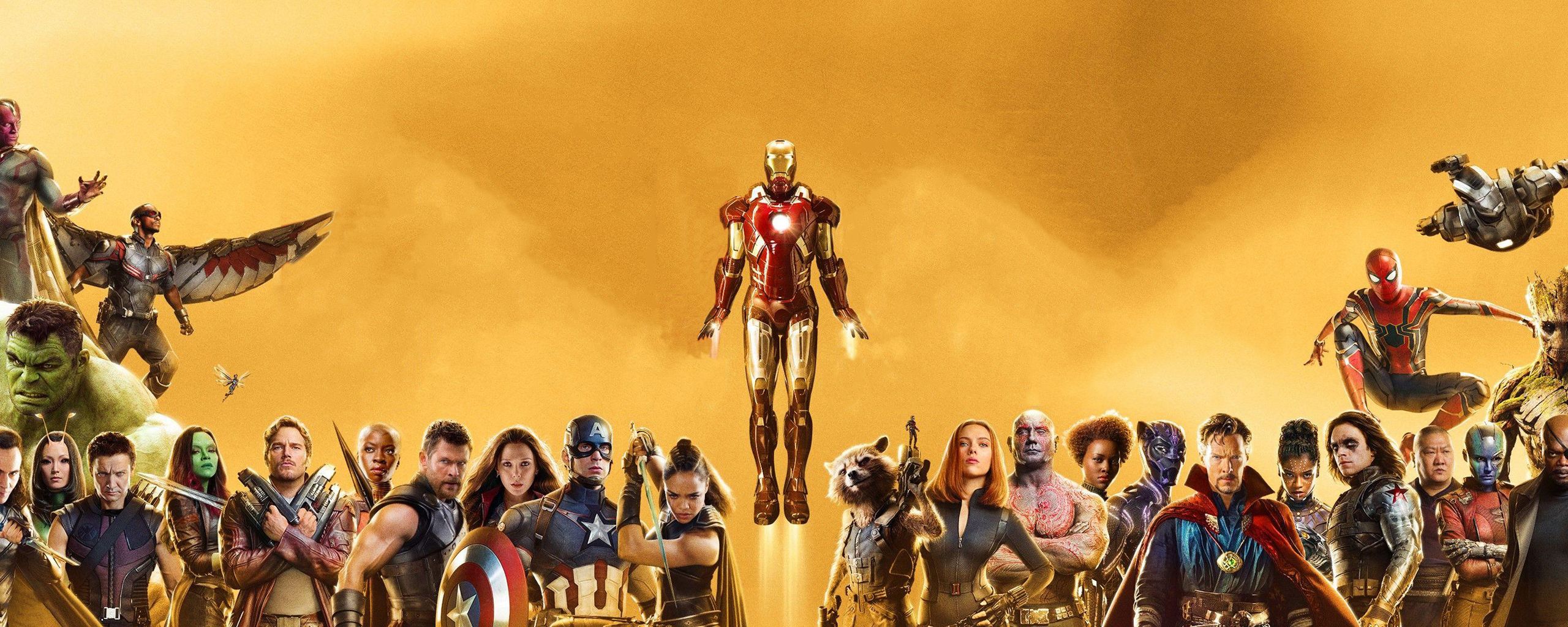 Personaggi Marvel Avengers sfondo dorato, 2560x1024 Panoramico, PC